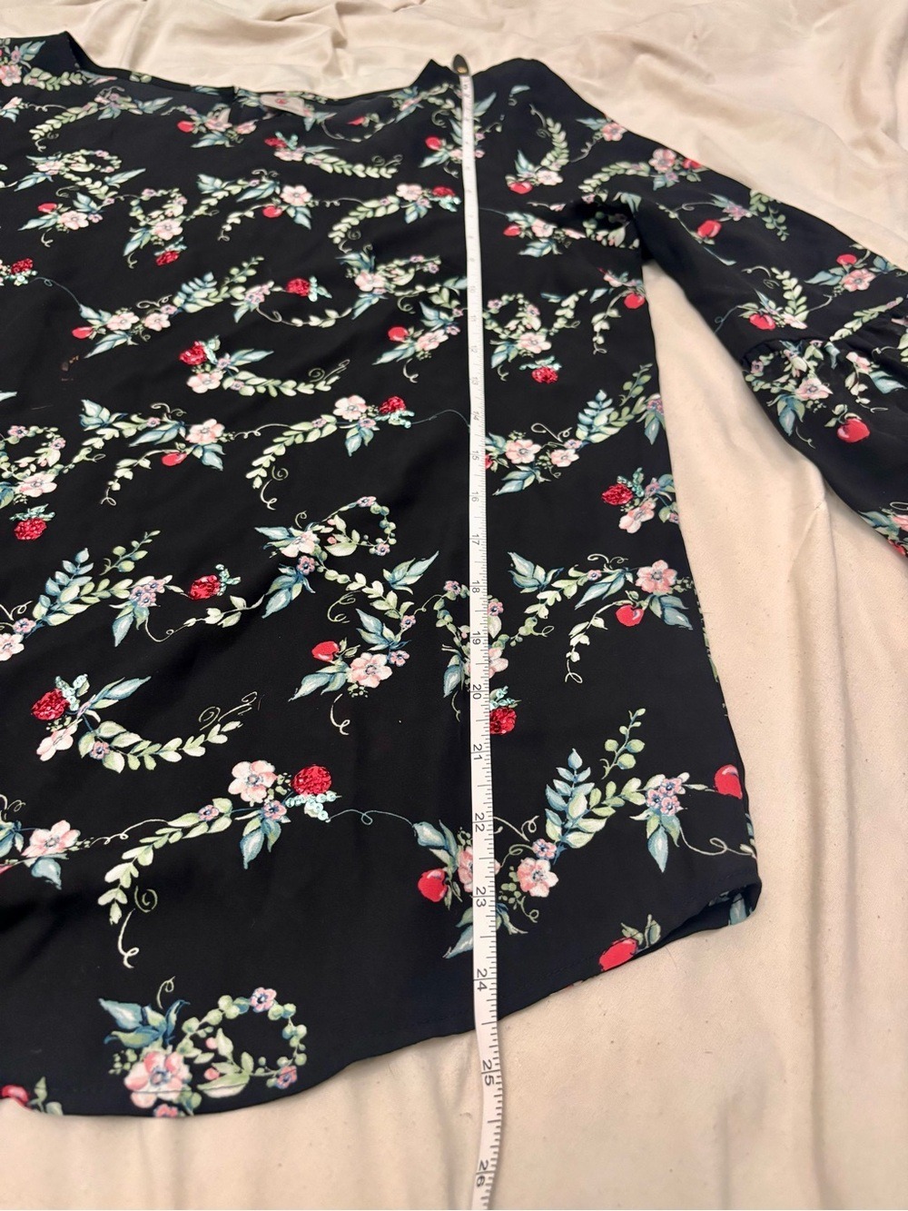 LC Lauren Conrad Black Floral Sequin Apple Peasant Blouse Large - Picture 5 of 10